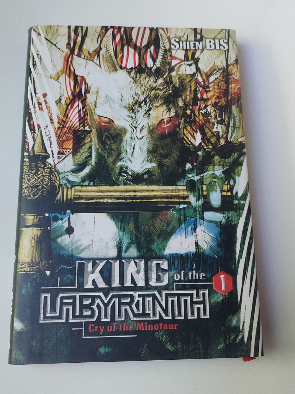King of the Labyrinth Volume 1 - Cry of the Minotaur Light Novel English